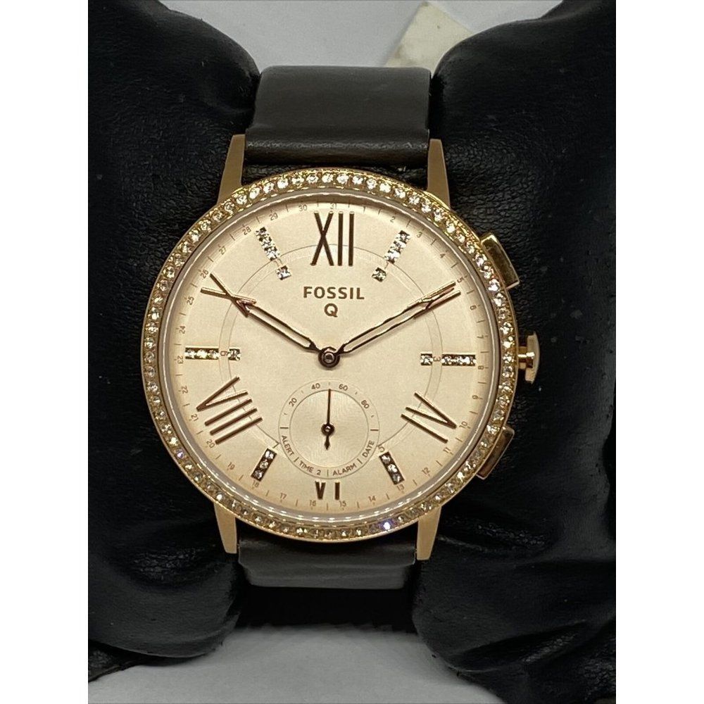 Fossil Gazer FTW1116 Women's Gray Leather Analog D